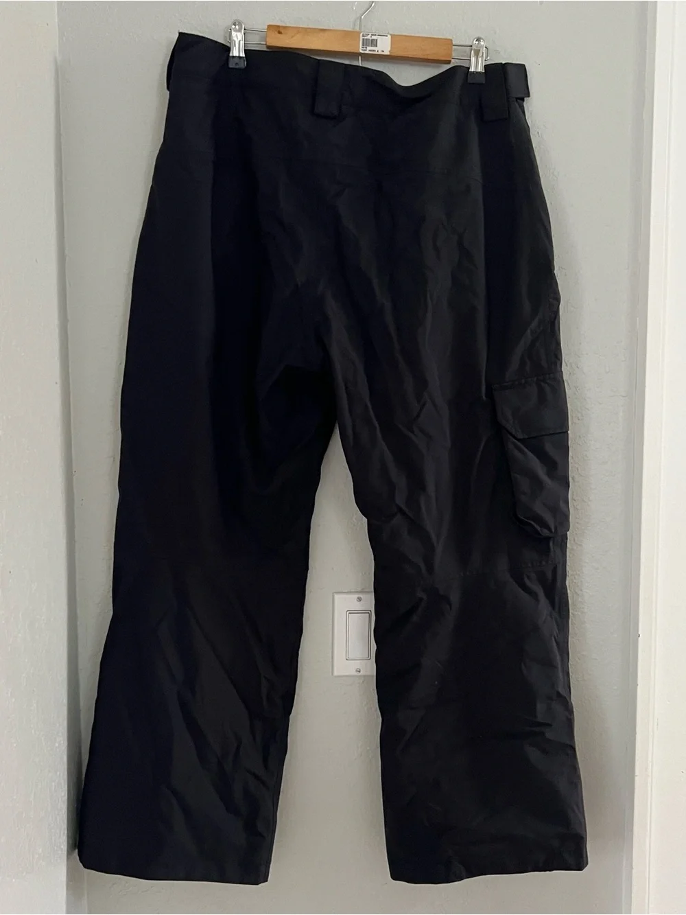 The North Face Men’s Sz L Black Cargo Pockets Waterproof Skiing Snow Pants